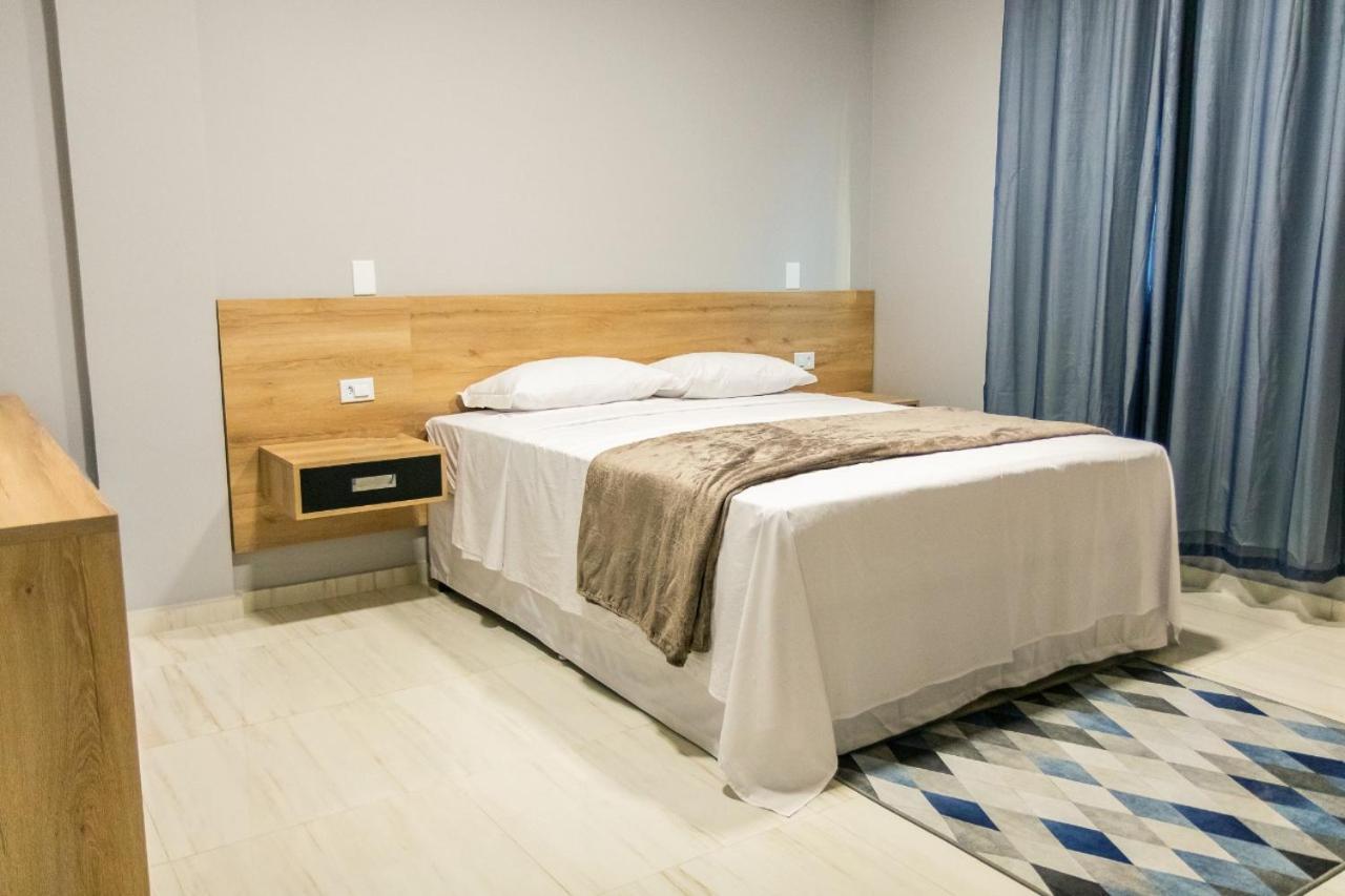 Royal Hotel Tailandia Dış mekan fotoğraf